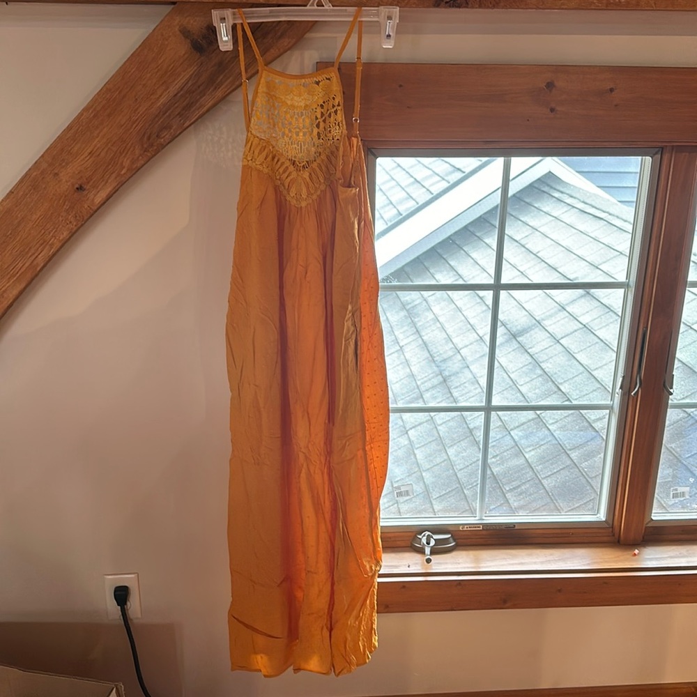 Women’s dress